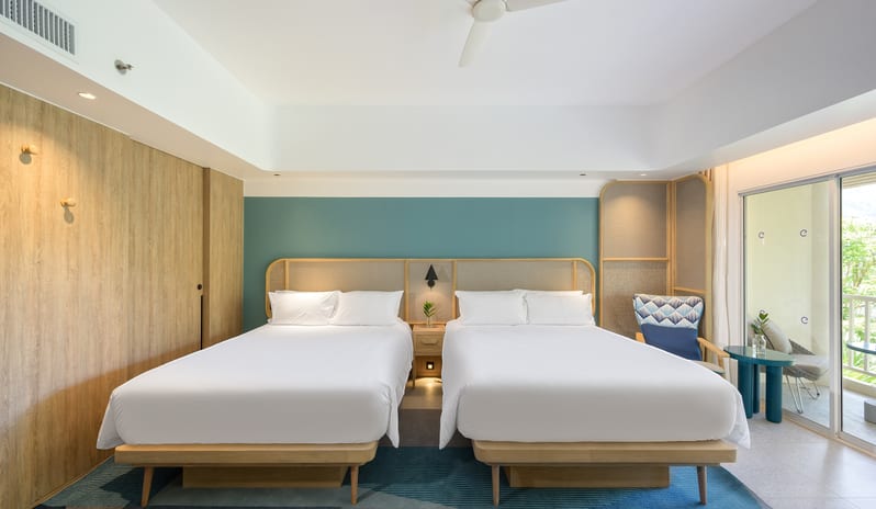 09 Premium Deluxe Pool View 03